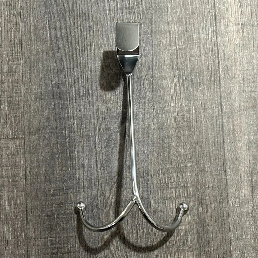 💞 New Chrome Double Hook, Over-The-Door Hanger